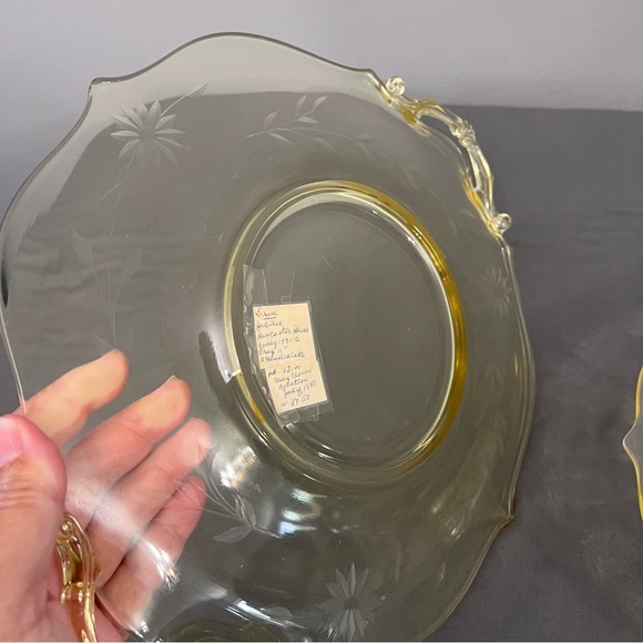 Set Of 2 1930’s Lancaster Glass Yellow Depression Glass Serving Trays - Picture 6 of 12